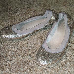 Stuart Weitzman gold sparkly Lastikon flats